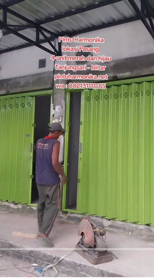Pintu Harmonika Blitar